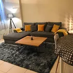 דירה Plein Coeur Du Quartier Historique, Proche De Toutes Commodites, Bars, Restaurants, Port, Plage A 150m Grand F2 4 Couchages 58 M2 Climatise