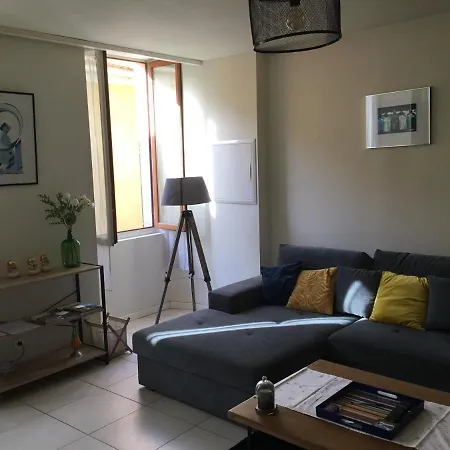 Plein Coeur Du Quartier Historique, Proche De Toutes Commodites, Bars, Restaurants, Port, Plage A 150m Grand F2 4 Couchages 58 M2 Climatise 아파트 *