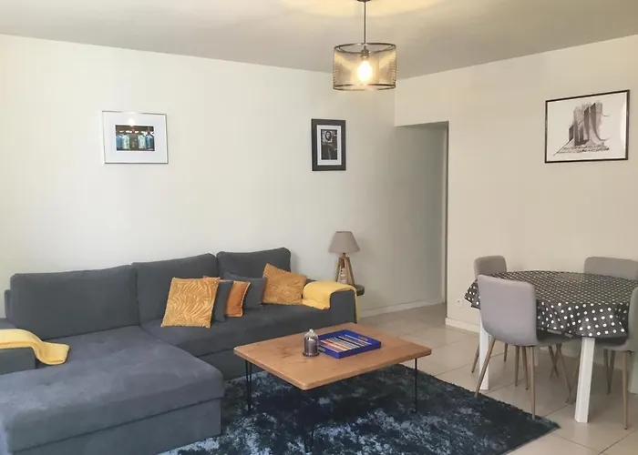 아파트 Plein Coeur Du Quartier Historique, Proche De Toutes Commodites, Bars, Restaurants, Port, Plage A 150m Grand F2 4 Couchages 58 M2 Climatise